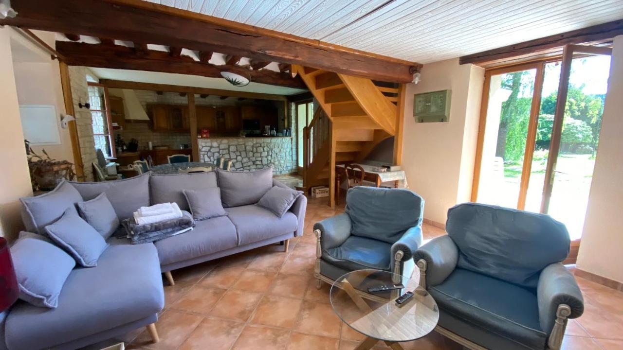 La Nebuleuse Villa Notre-Dame-de-l'Isle Luaran gambar